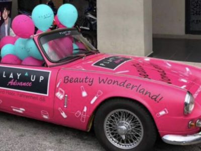 Unicom Marketing-Play Up-Vintage Car